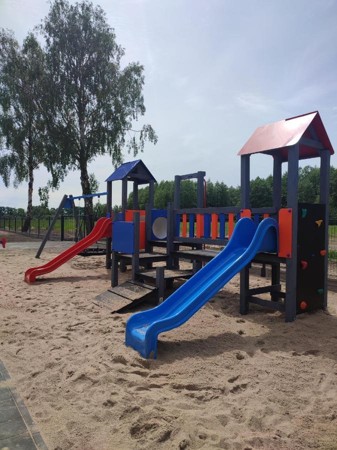 鲁斯诺沃Zielonka Relaks别墅 外观 照片